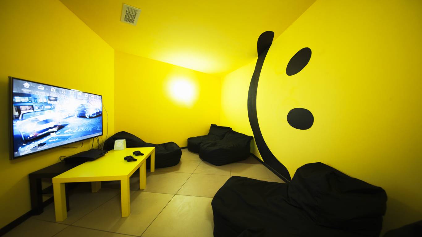 Игровой клуб PLAYS