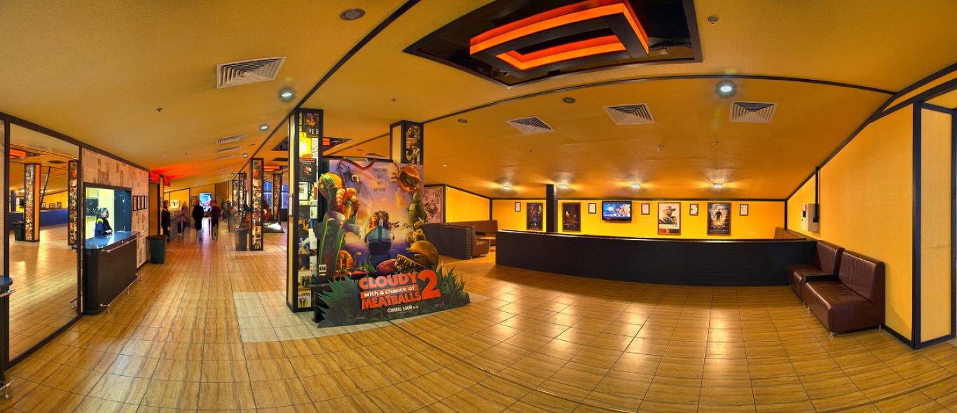 Акція-розіграш від кінотеатру Мультиплекс