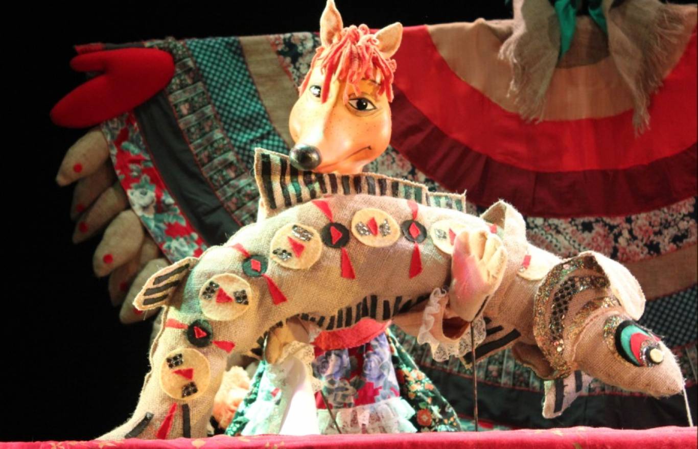 Лялькова вистава Лисичка та Ведмідь