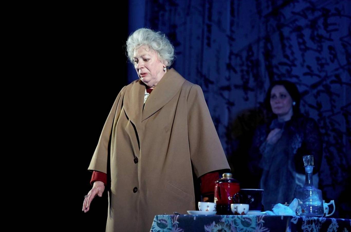 Премьера! Фаина. Птица, парящая в клетке