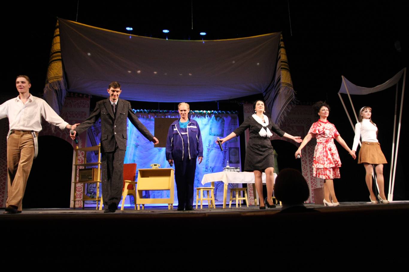 "Свідоцтво про шлюб". Музична комедія