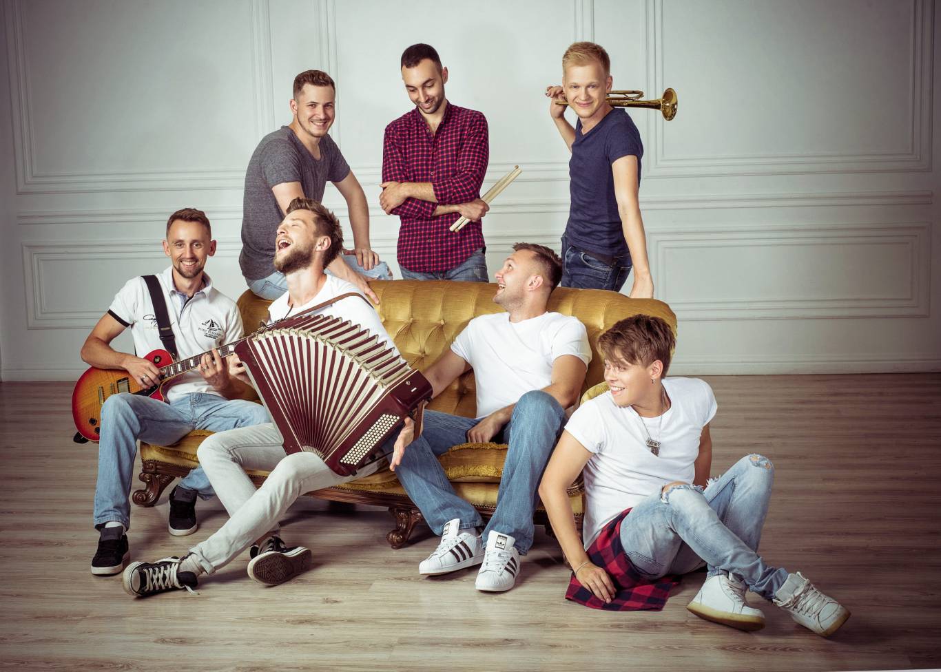 Каблуками по брусчатке. Концерт