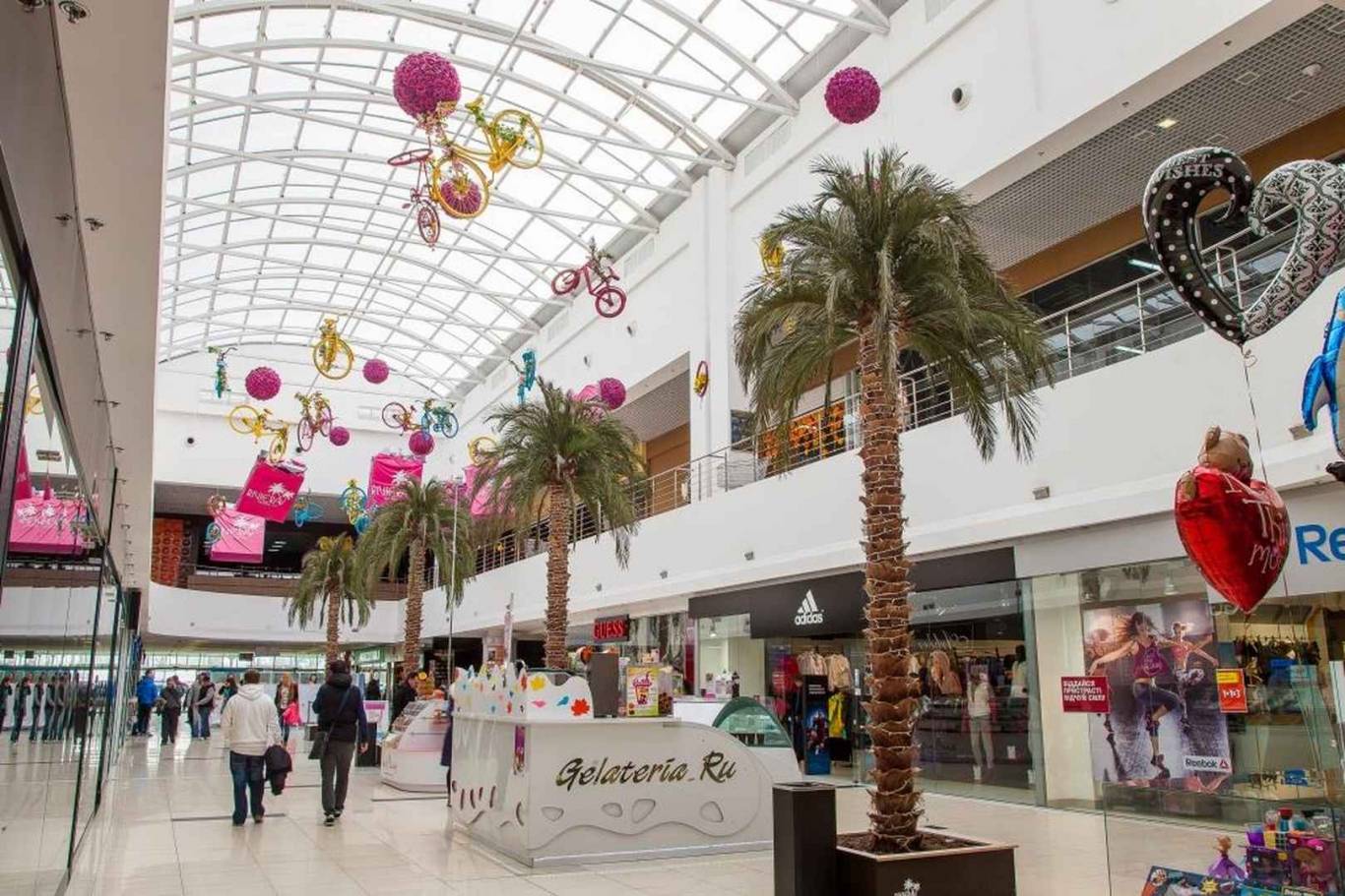 Ривьера, торгово развлекательный комплекс