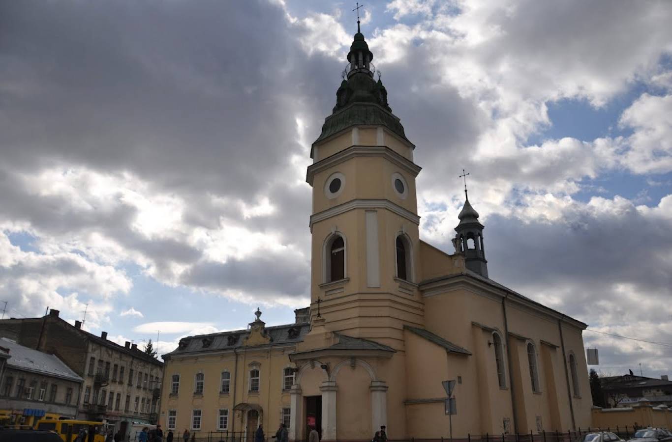 Розклад Богослужінь у церкві Святої Анни