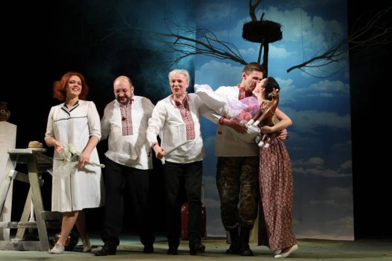 Трагікомедія "Дитина в дарунок"