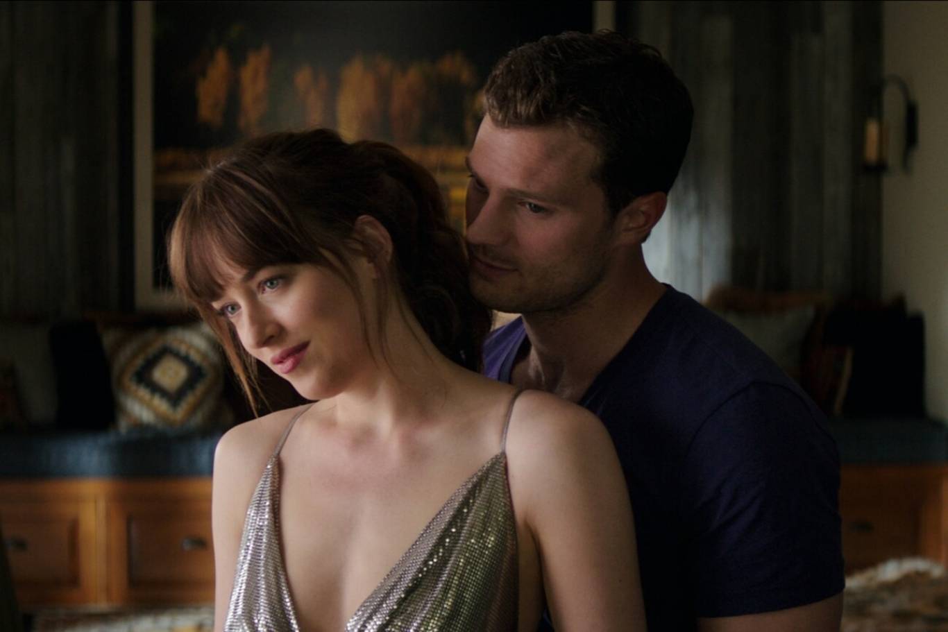 Драма П'ятдесят відтінків свободи