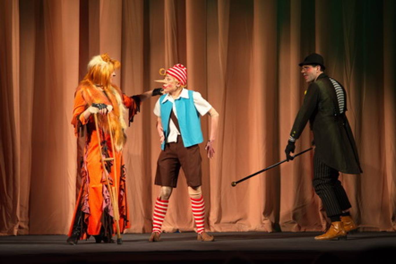 Пригоди Буратіно