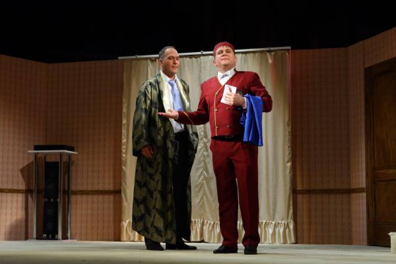 Комедія  Медовий місяць на всі сто