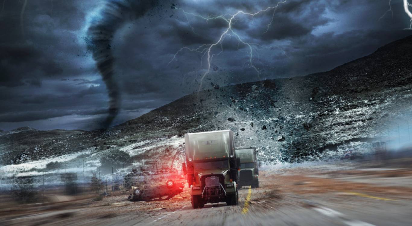 Бойовий трилер Погоня за ураганом