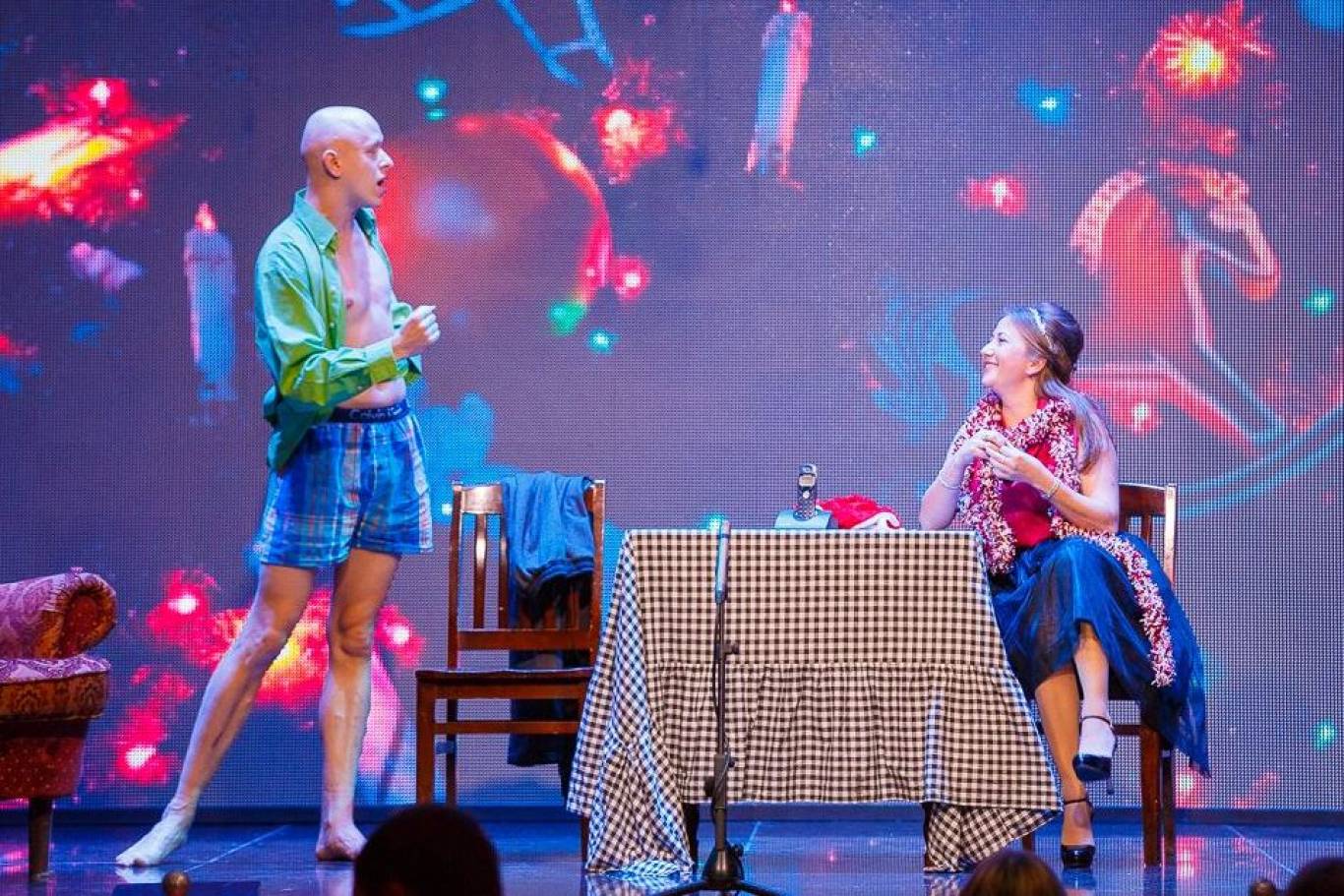 Новогодний кекс. Спектакль. Театр Черный квадрат