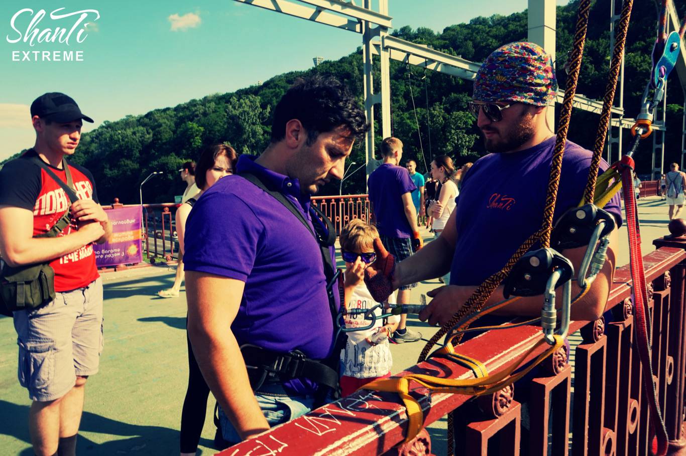 Прыжки с моста в Киеве