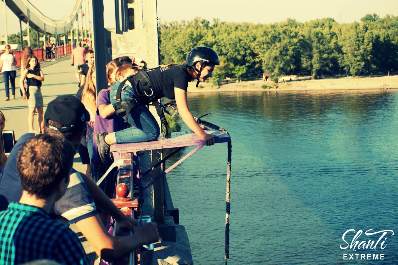 Прыжки с моста в Киеве