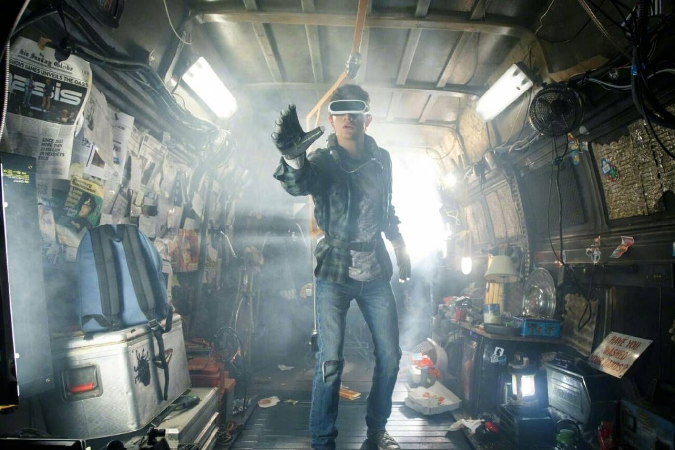 Фантастичний бойовик Першому гравцю приготуватися