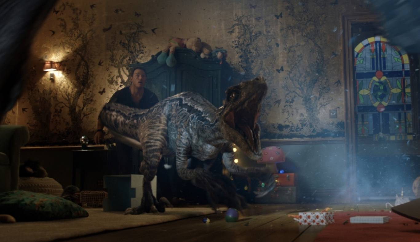 Мир юрского периода 2 блю маленькая. Мир юрского периода 2 фильм 2018. Мир юрского периода сюжет. Мир юрского периода 2 хаммонд. Jurassic world dominion.