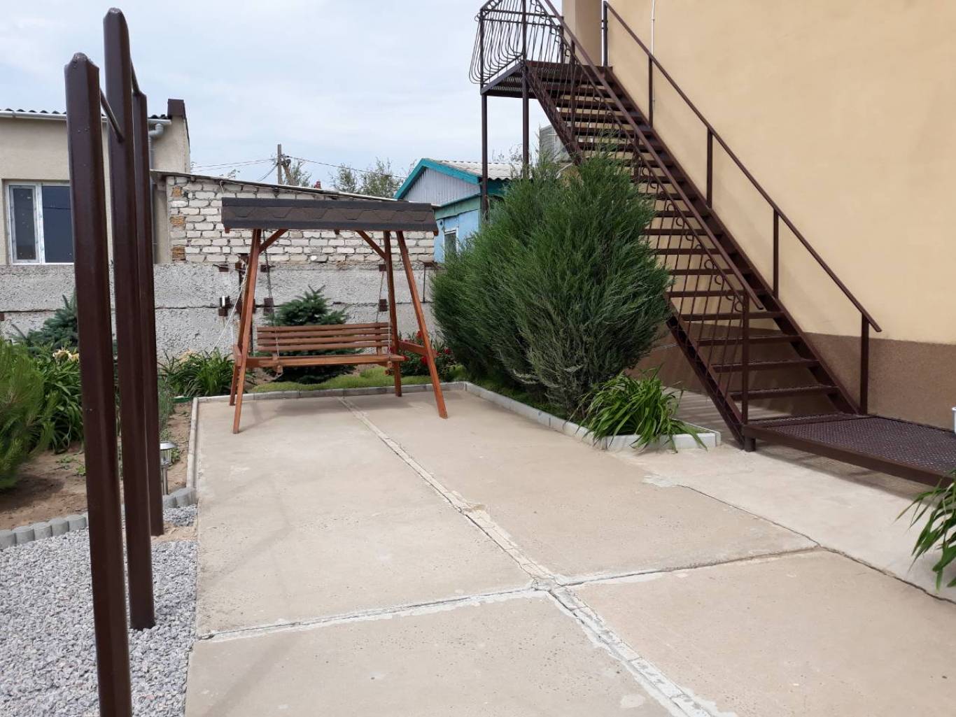 Пансіонат "Платан". Комфортний відпочинок біля моря