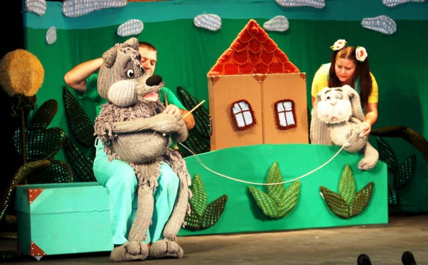 Вистави у театрі ляльок