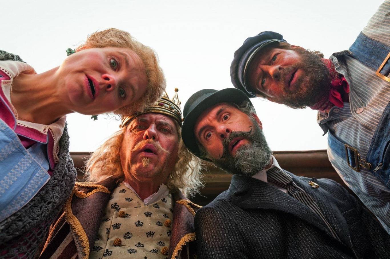 Пригодницький сімейний фільм Джим Ґудзик і машиніст Лукас