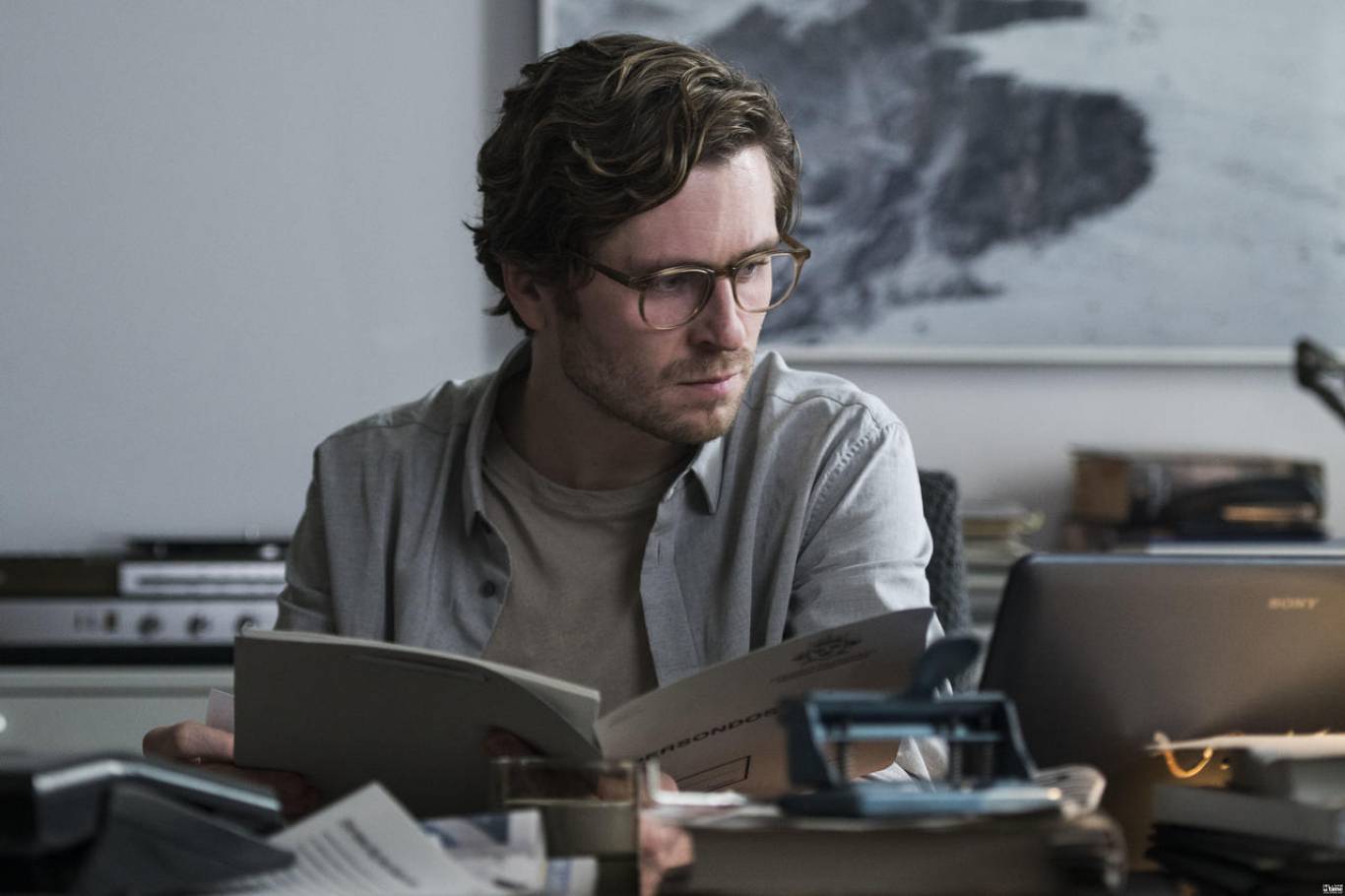 Триллер Девушка, которая застряла в паутине