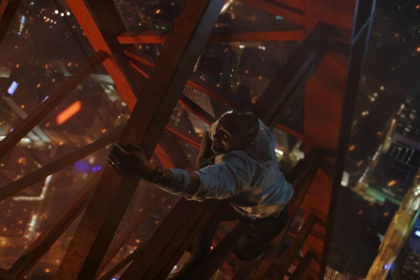 Кримінальний трилер Хмарочос