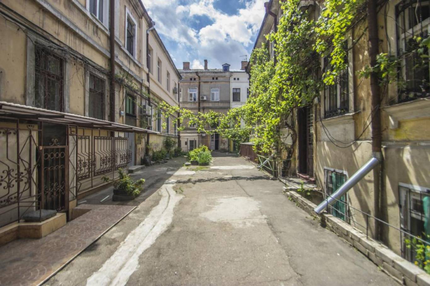 Архитектурная прогулка по улице Новосельского