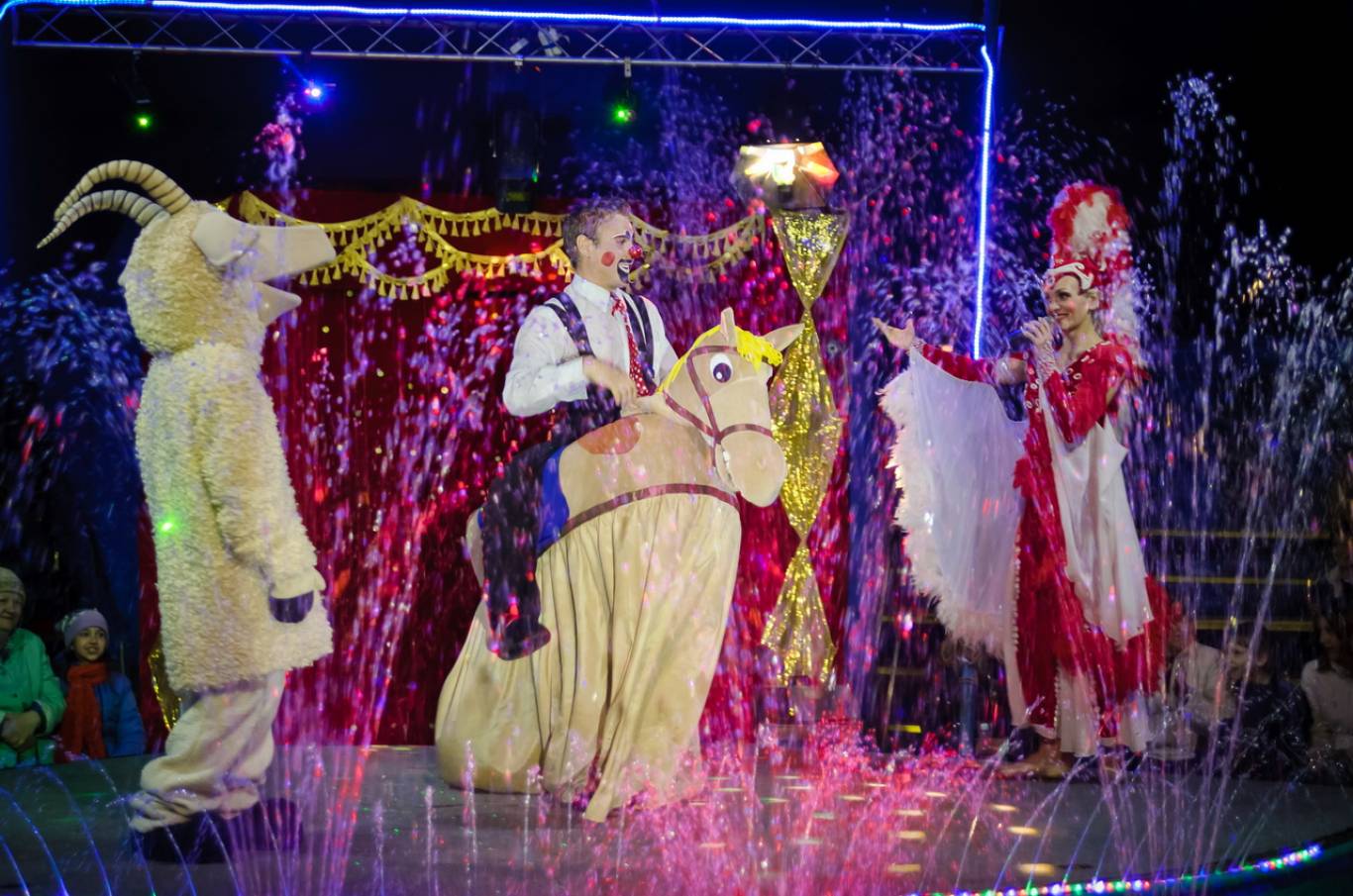 Цирк Рів'єра Fantastics Dreams у Хмельницькому