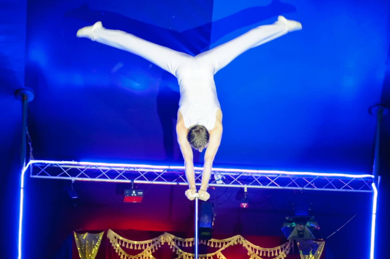 Цирк Рів'єра Fantastics Dreams у Хмельницькому