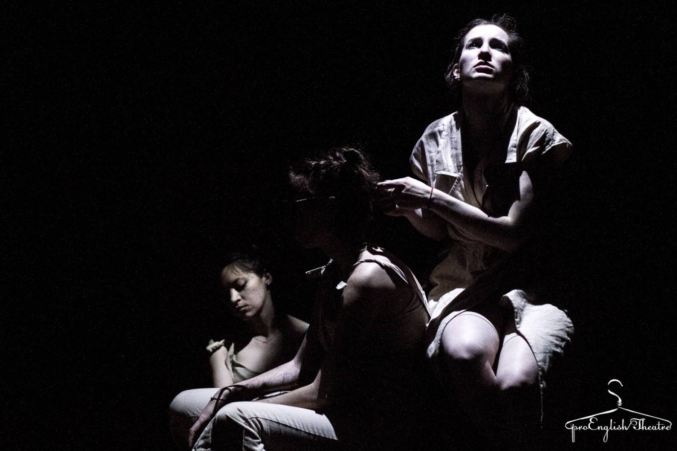 Blondi - Вистава англійською мовою