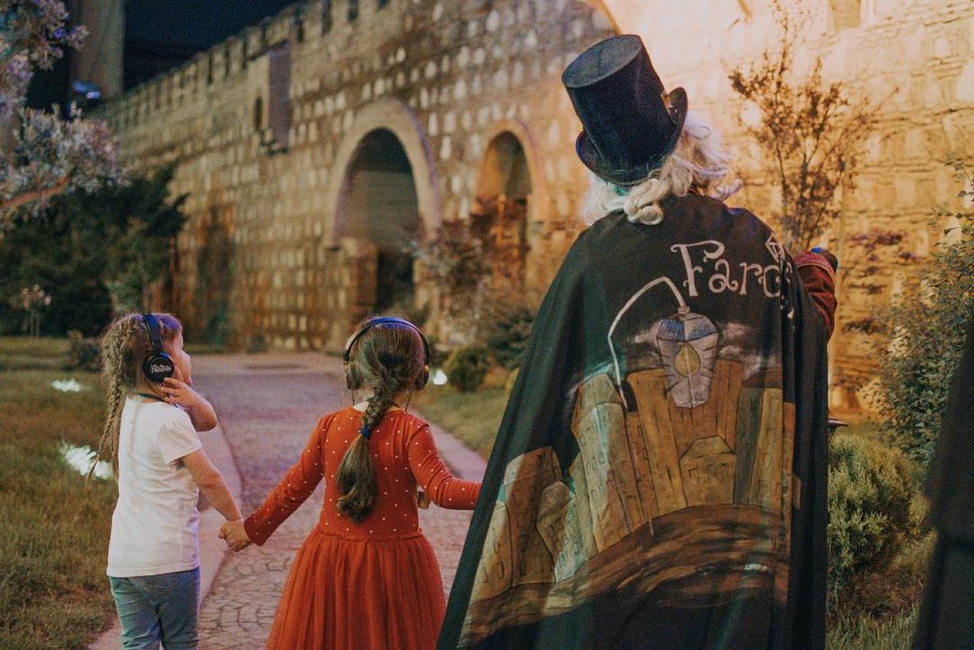 Нічна театралізована екскурсія Farolero в Одесі