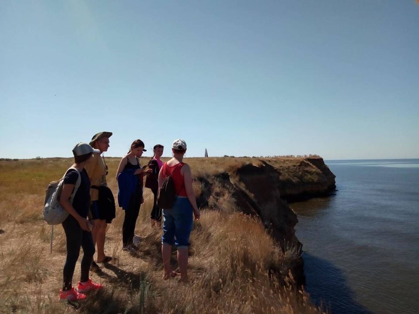 Виставка "Світ навколо нас"