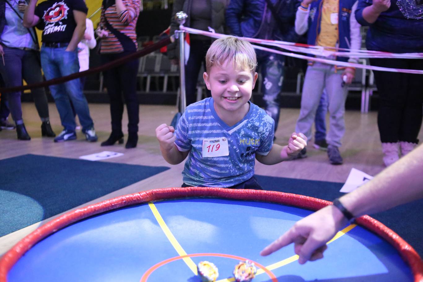 Дитячий Міський Турнір з Безблейд