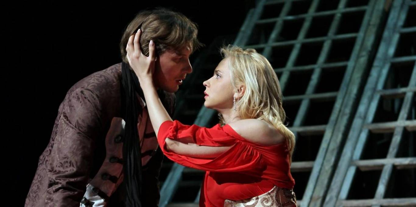 Підступність і кохання - Вистава