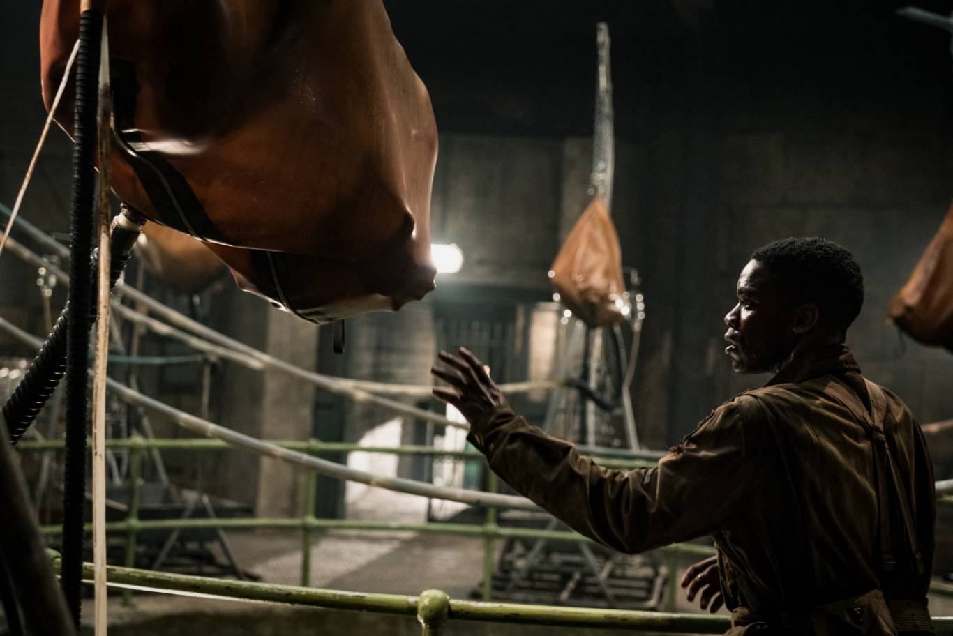 Триллер, фантастика Оверлорд