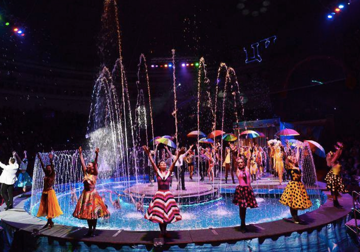 Цирк на воде «Вотерленд»