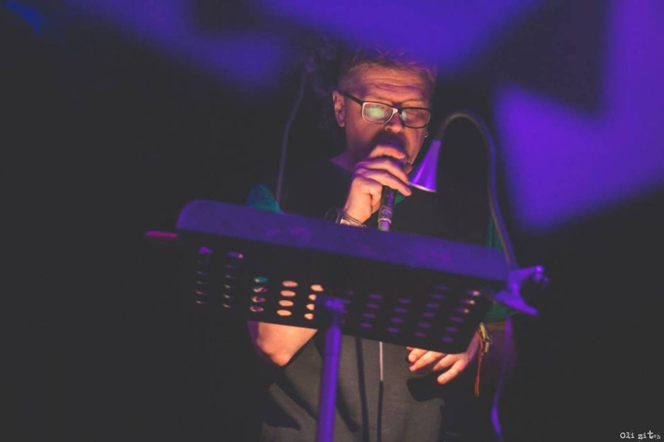 Презентация проекта Антона Слепакова «Стишение обстоятельств»