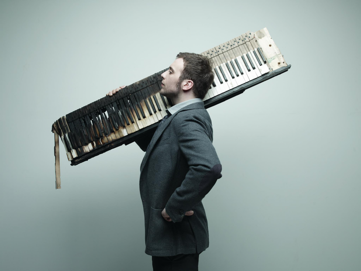 Концерт Raphael Gualazzi