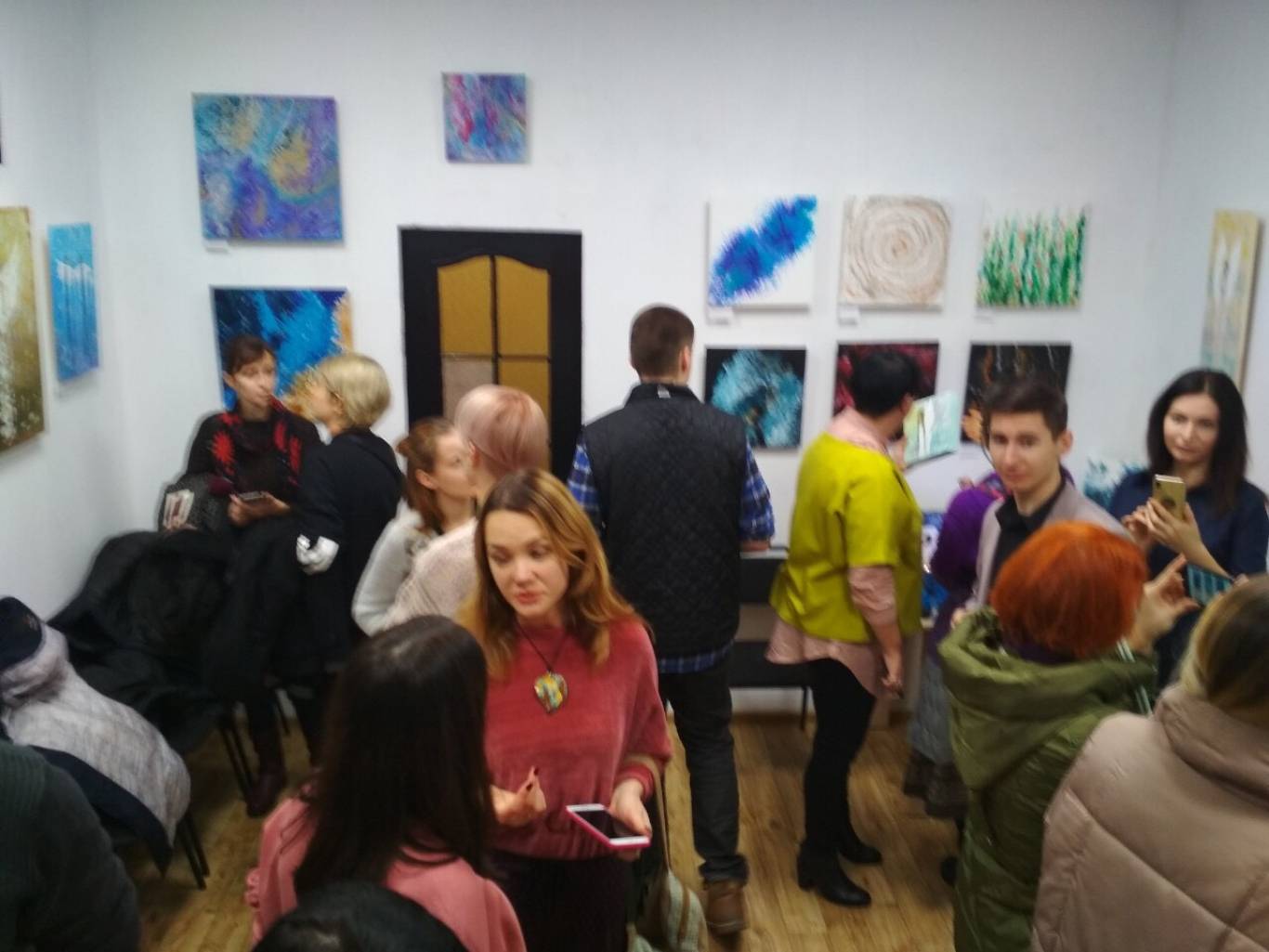 Майстер-клас з флюїд-арту в KREMINSKYI GALLERY