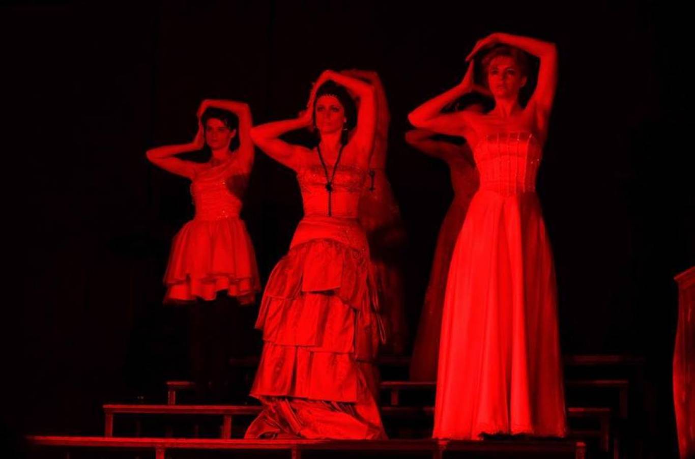 Спектакль «Тайна семейства Рейвенскрофт»