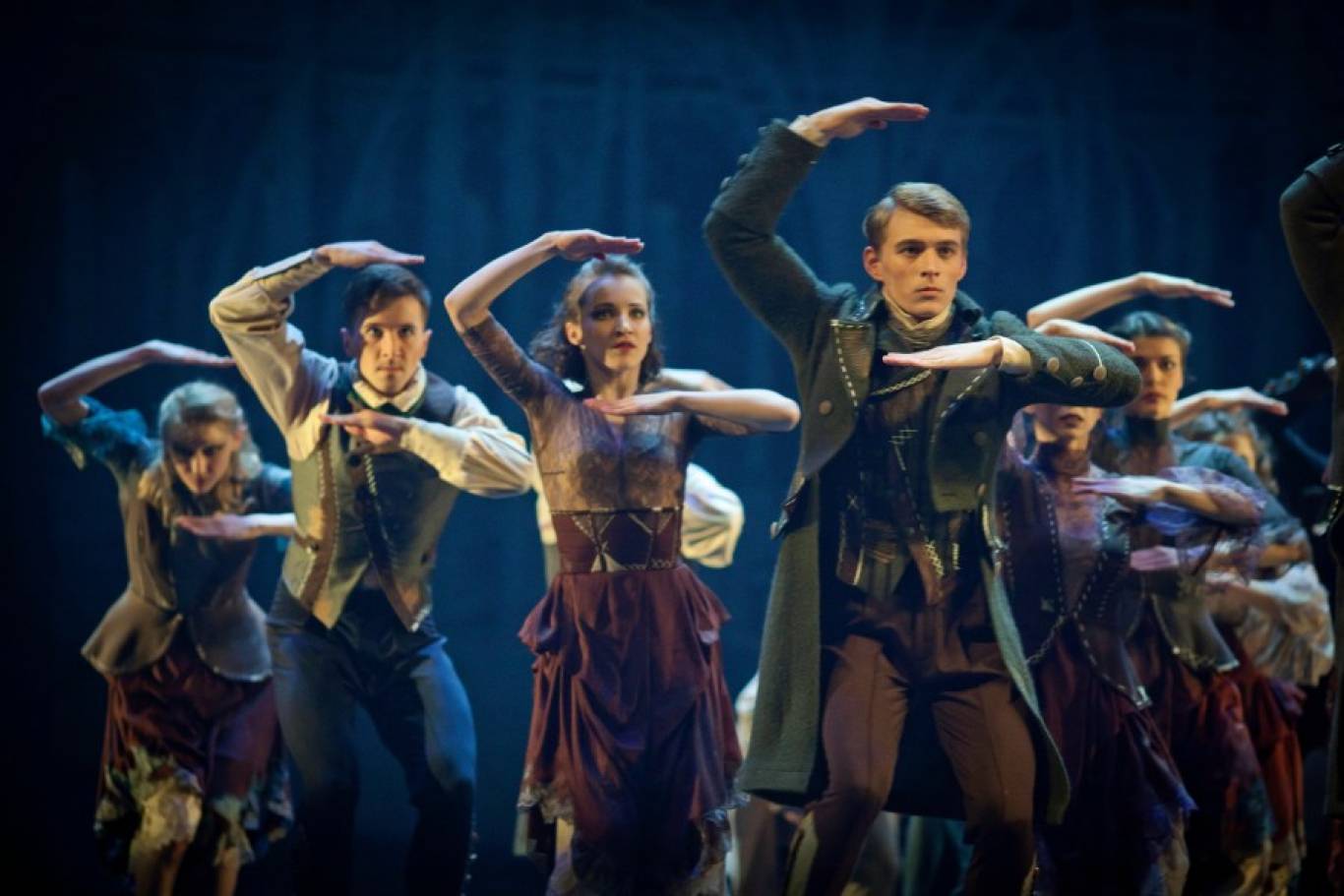 Одноактные балеты: «Женщины в ре-миноре» и «Вверх по реке»