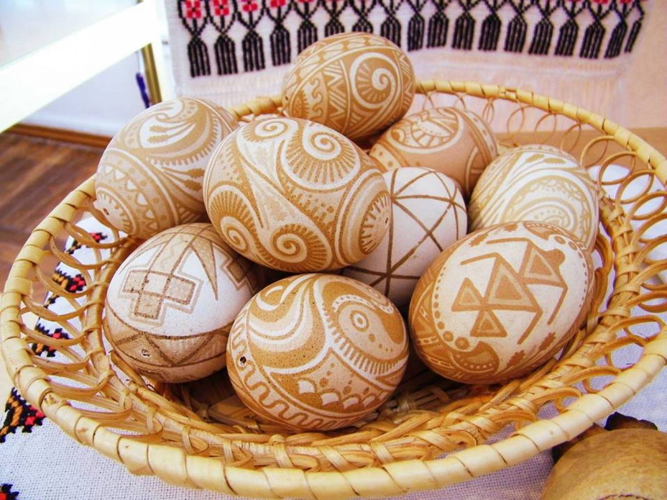 Арт-курс "Писанкове мереживо"