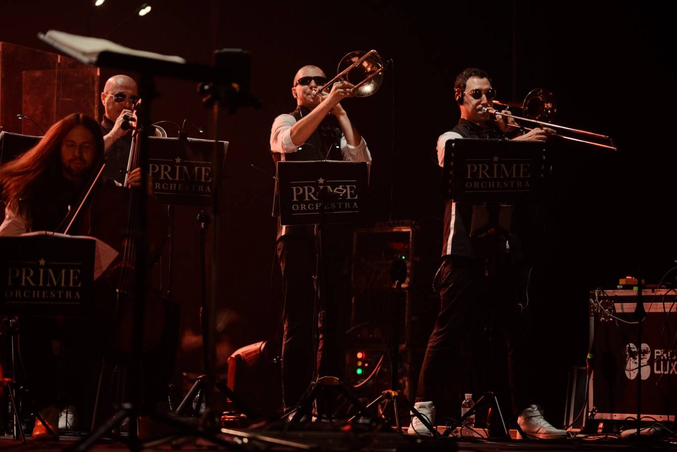 АССІЯ АХАТ з вражаючим шоу «Love is» 16 квітня у Вінниці!