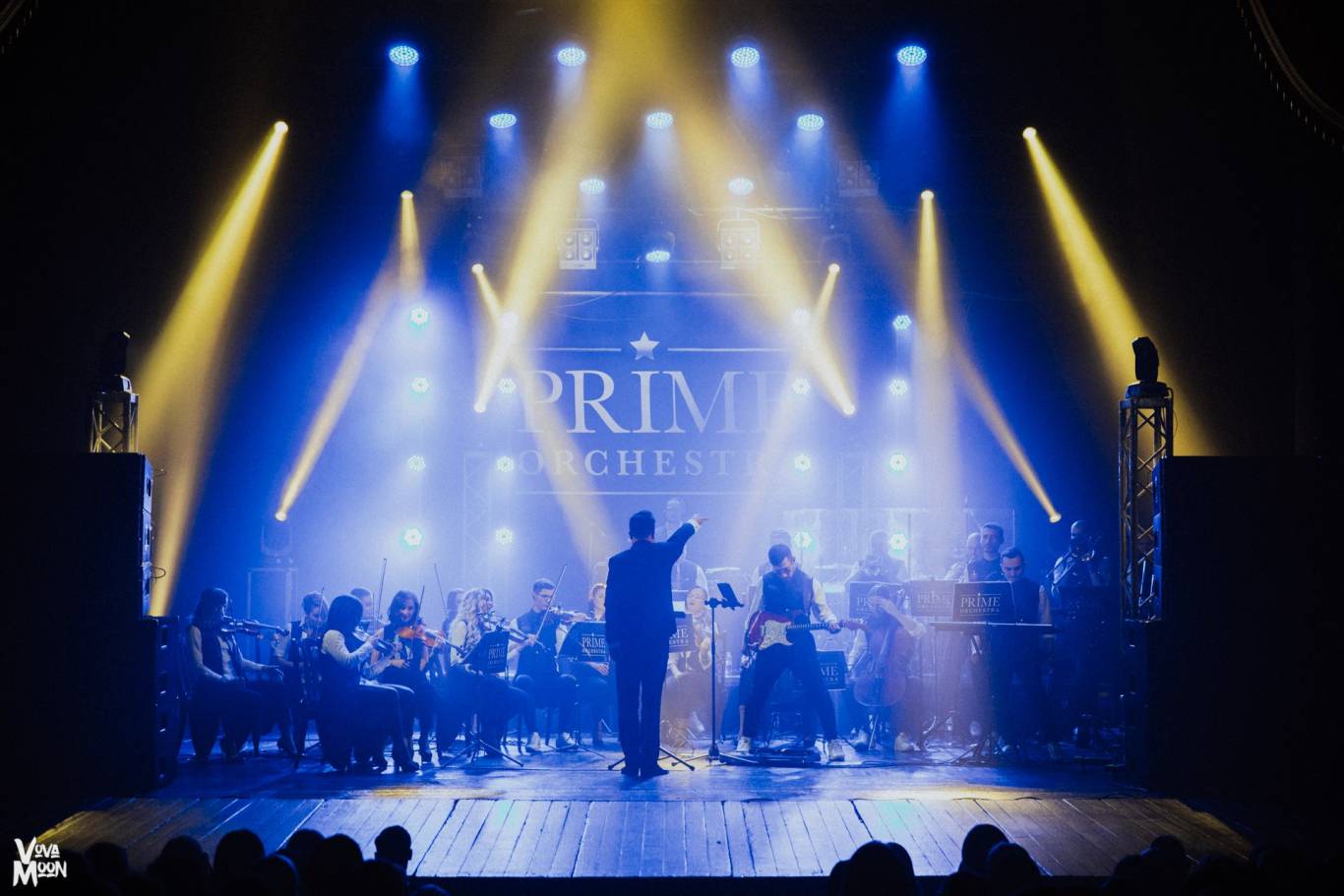 АССІЯ АХАТ з вражаючим шоу «Love is» 16 квітня у Вінниці!