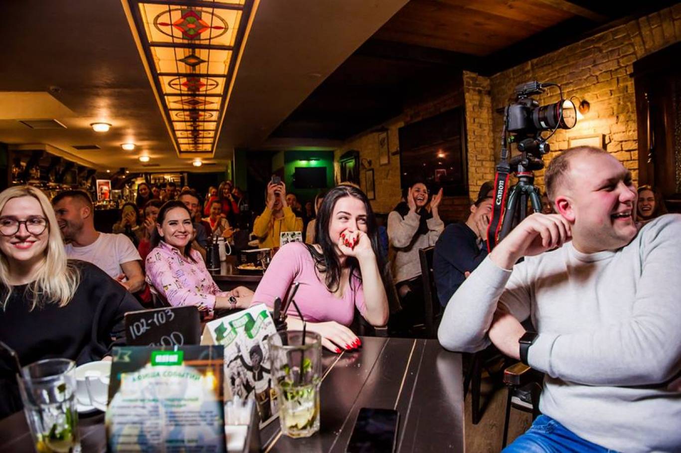 Шоу комедийной импровизации Improv Live Show