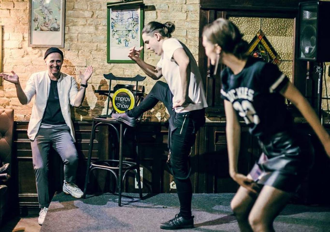 Шоу комедийной импровизации Improv Live Show