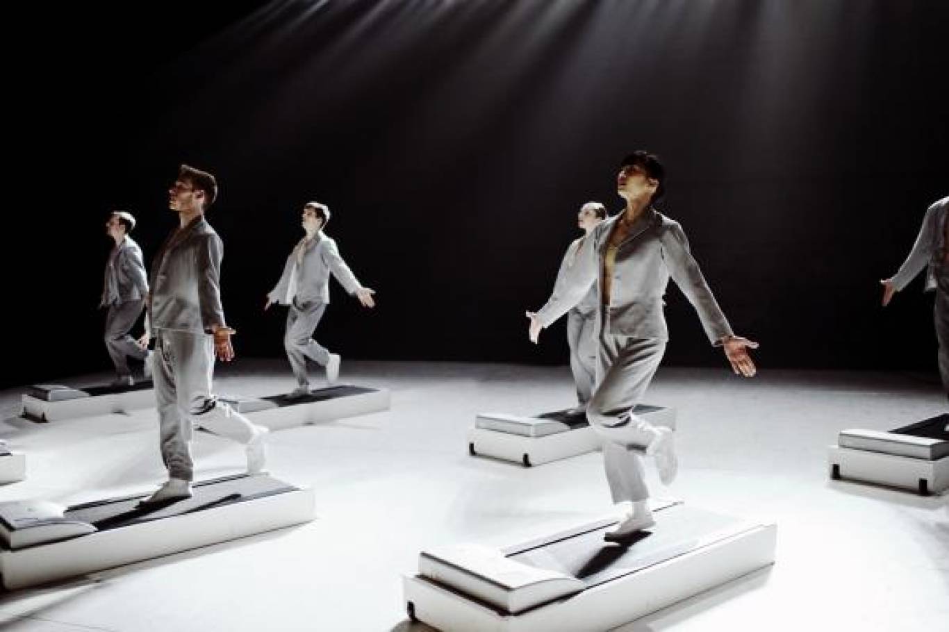 Вечер балета от Nederlands Dans Theater