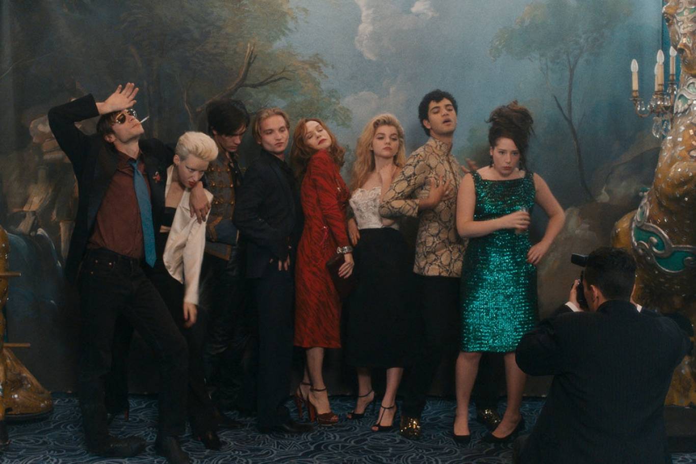 Мелодрама Золотая молодежь