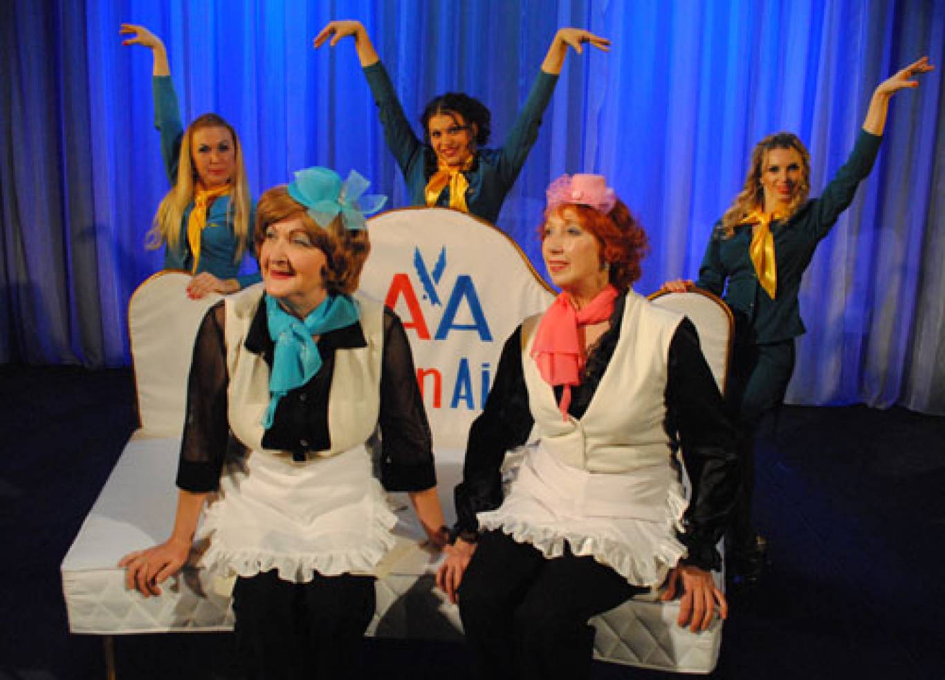 Літаючі жінки