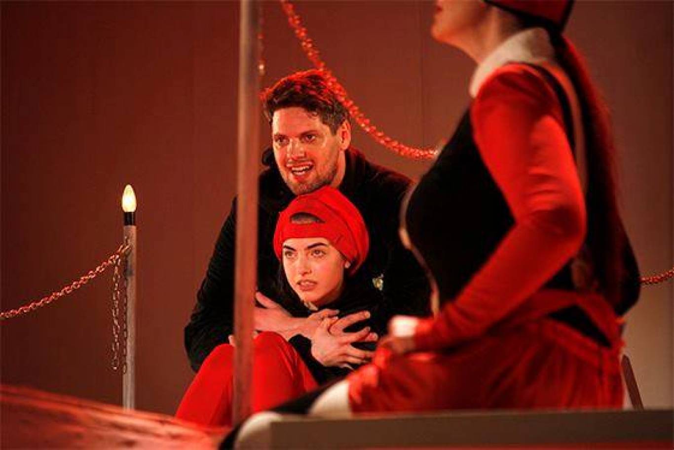 Спектакль «Красная каска»