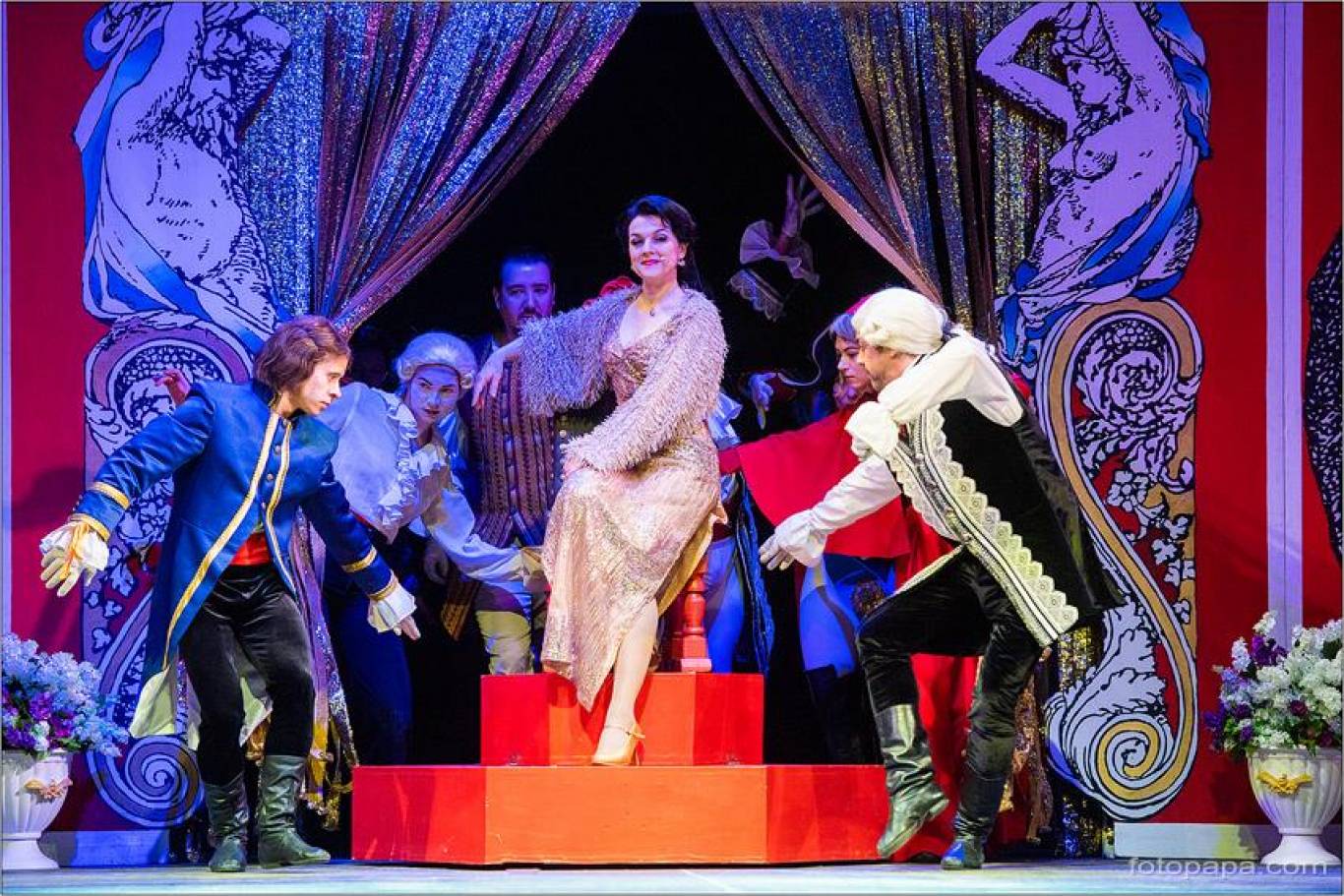 Мюзикл «Тайна Макропулоса»