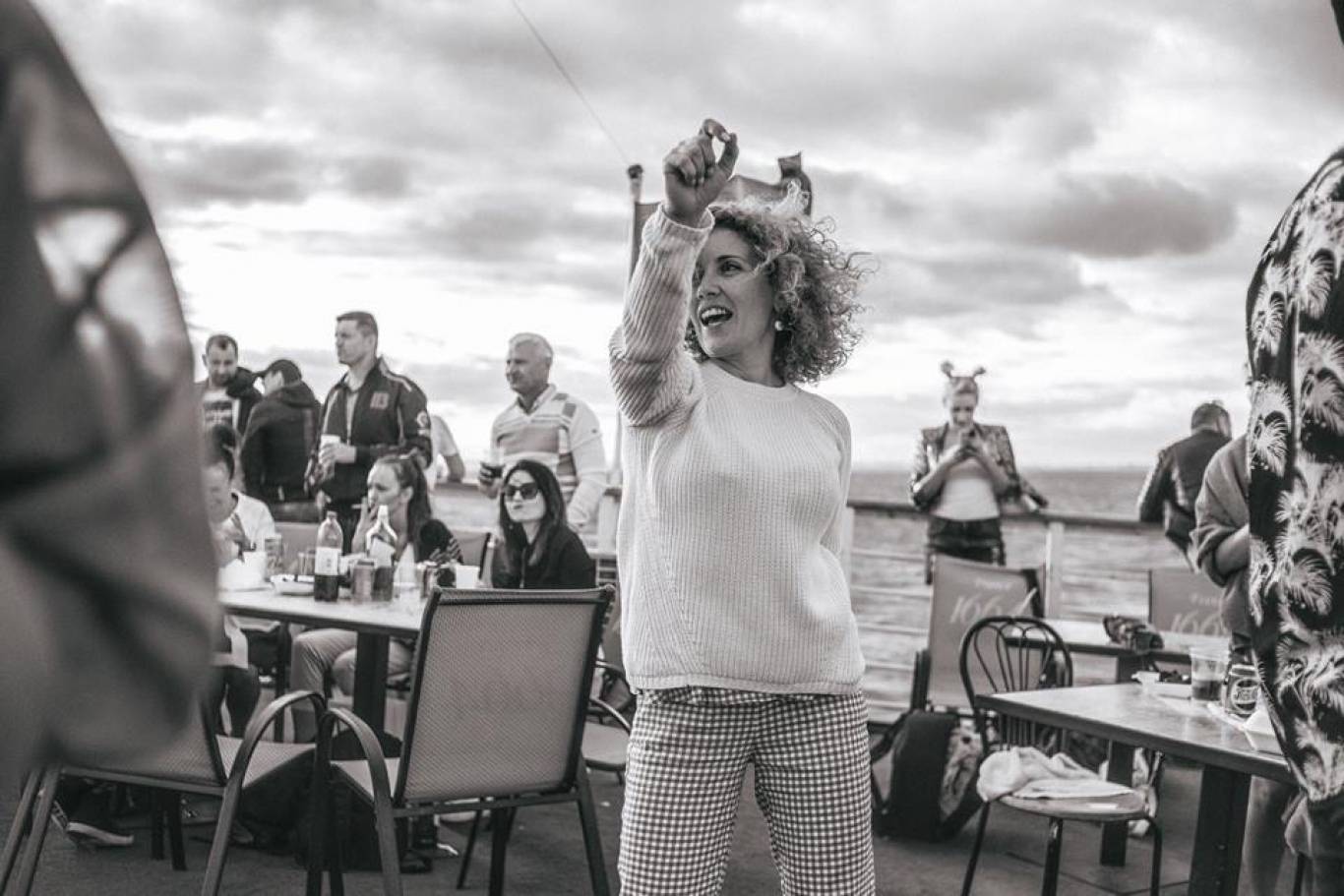 Вечеринка Open air party on the Boat