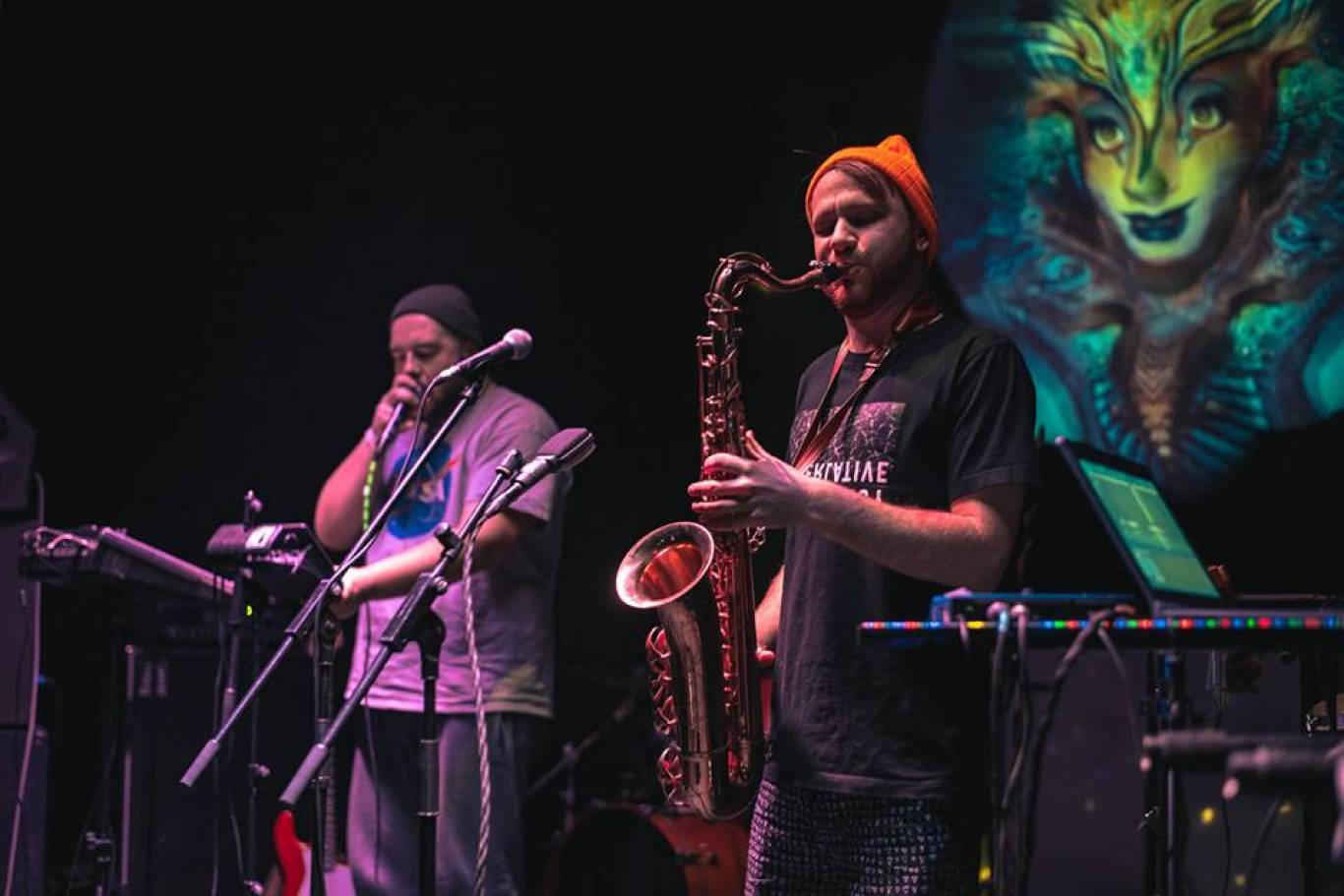 Концерт Atomic Simao